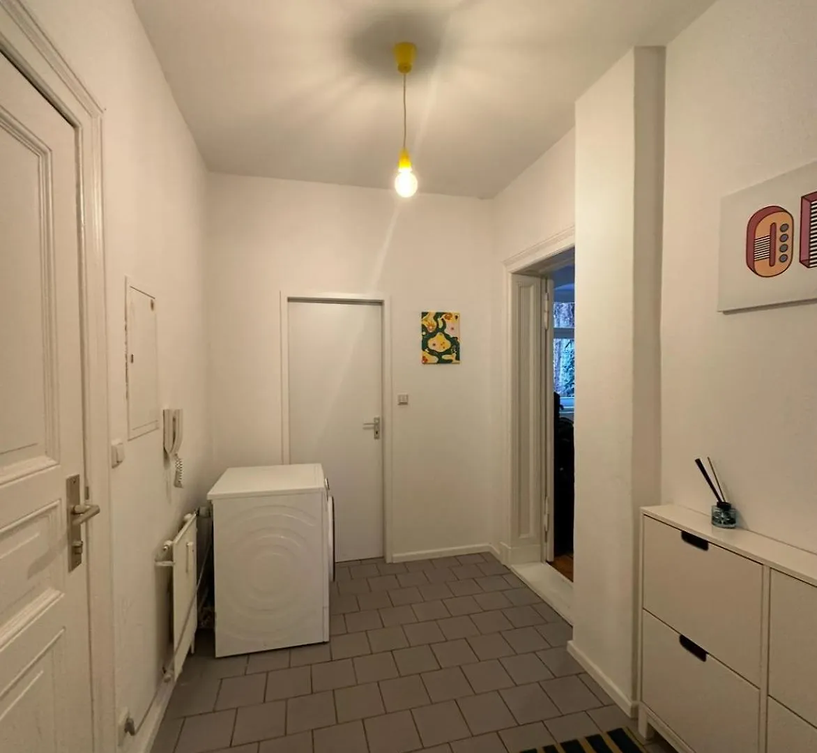 Cosy Room With Private Garden In P-Berg Berlin Homestay szállás