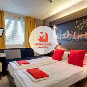 3* Szálloda Meininger Hauptbahnhof